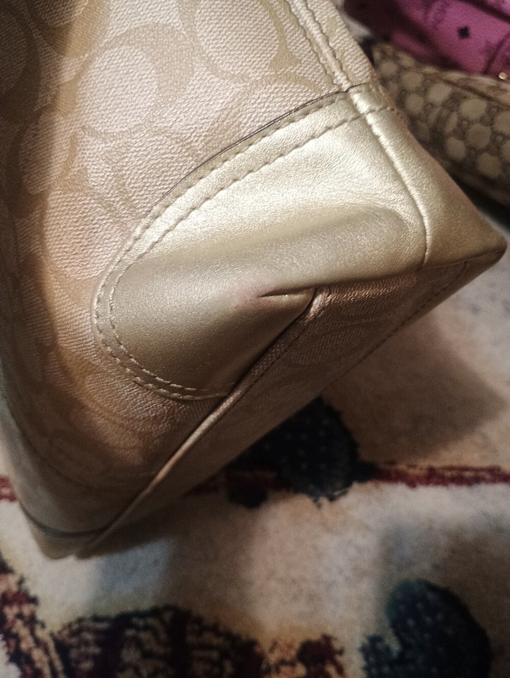 Coach Shoulder Bag EUC - Picture 7 of 11